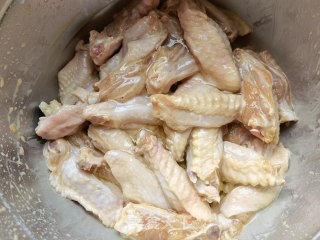 辣子鸡翅步骤7