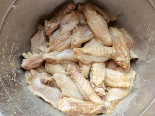 辣子鸡翅步骤6