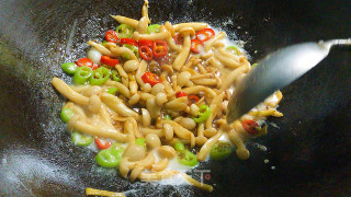 小炒白玉菇步骤12