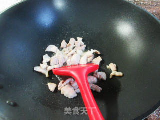 洋葱五花肉炒鸡心步骤3