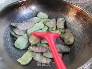 皱皮椒炒扁豆步骤3