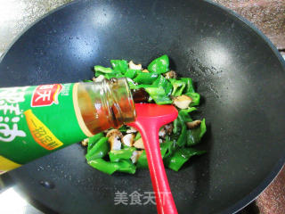 皱皮椒炒鲍鱼步骤12