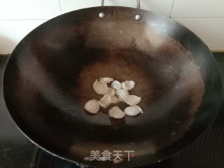 韭菜香干炒肉丝步骤2