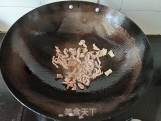 韭菜香干炒肉丝步骤3