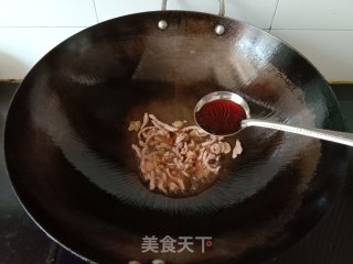 韭菜香干炒肉丝步骤5