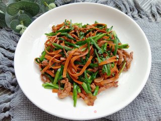 韭菜香干炒肉丝步骤10