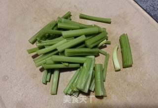 黄豆芽芹菜炒毛肚步骤4