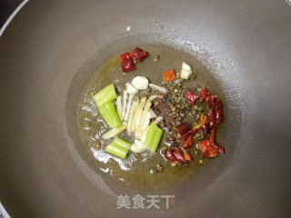 黄豆芽芹菜炒毛肚步骤6