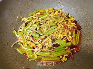 黄豆芽芹菜炒毛肚步骤11
