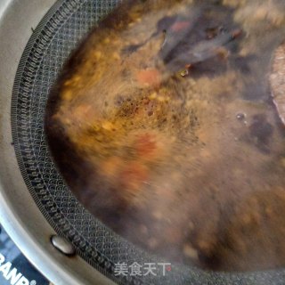 护心肉焖扁豆步骤8