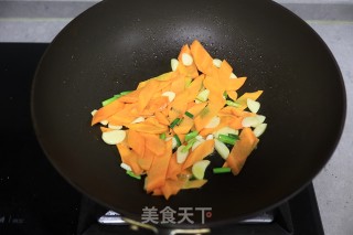 素食小炒之炒秋葵木耳步骤7
