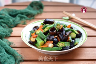素食小炒之炒秋葵木耳步骤9