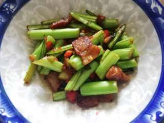 爆炒菜苔步骤7