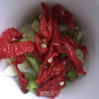 青菜炒小蘑菇步骤5
