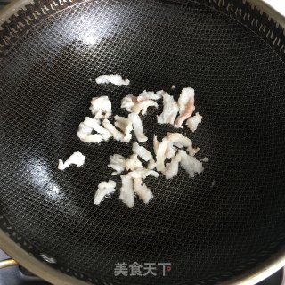 包菜肉丝步骤1