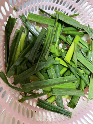 黄骨鱼豆腐杂菌煲步骤4