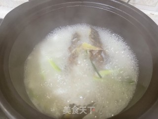 黄骨鱼豆腐杂菌煲步骤7