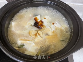 黄骨鱼豆腐杂菌煲步骤9
