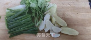 葱爆虾步骤2