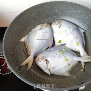 醋焖银鲳鱼步骤7