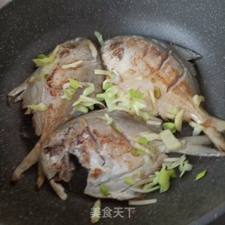 醋焖银鲳鱼步骤8