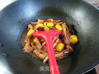 板栗焖鸡爪步骤12