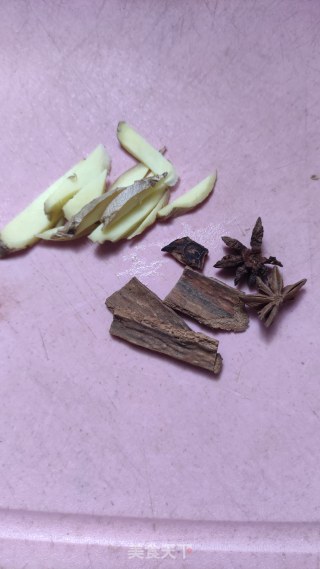 盐焗鸡翅鸡爪步骤4