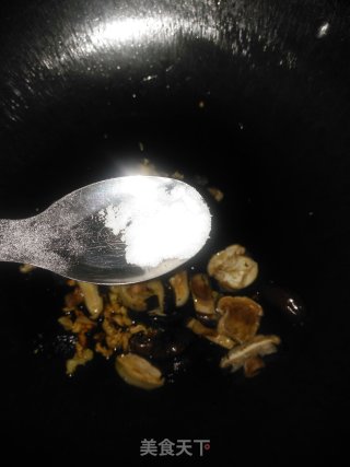好吃不胖的西兰花炒香菇（减脂菜品）步骤6