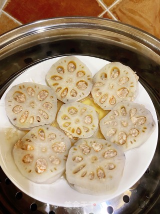 藕夹小鲜肉步骤7