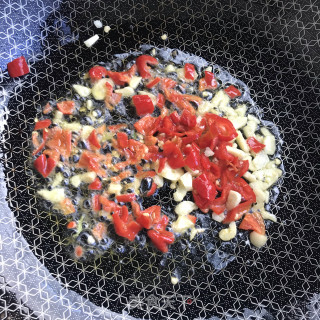红辣椒炒酸豆角步骤3