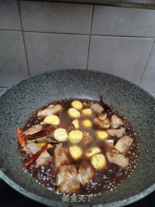 排骨焖板栗步骤8
