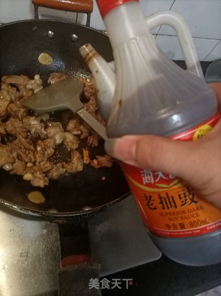 爆炒鸭架步骤9
