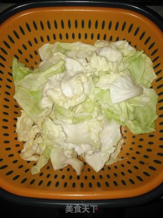 手撕包菜新吃法步骤1