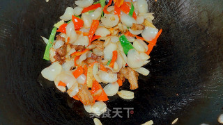百合炒肉片步骤8