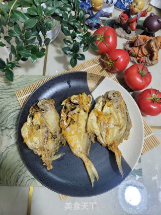 炸白鲳步骤8