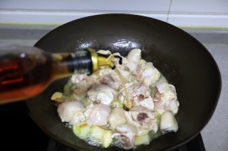 红烧鸡腿番茄步骤5