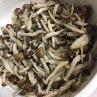 蟹味菇烧豆腐步骤6