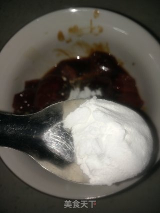 蒜香口蘑牛肉粒步骤5