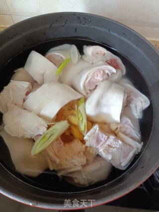 黄豆酱酱猪蹄步骤3