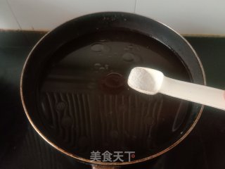 口蘑黑木耳炒肉片步骤3