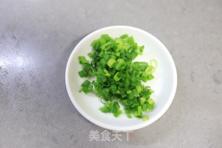 葱香厚蛋烧步骤4