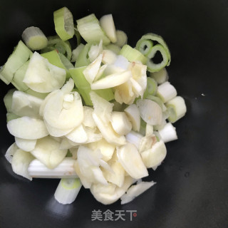 家常炒松花菜步骤4