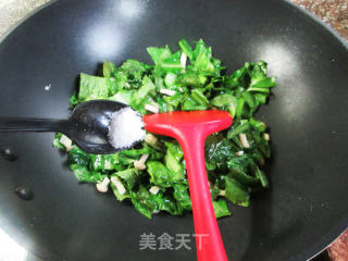 海鲜菇炒油麦菜步骤9