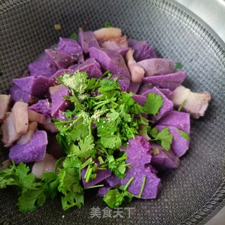 回锅肉炖紫山药步骤14