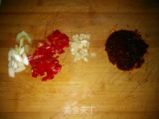 鱼香肉末茄子煲步骤4