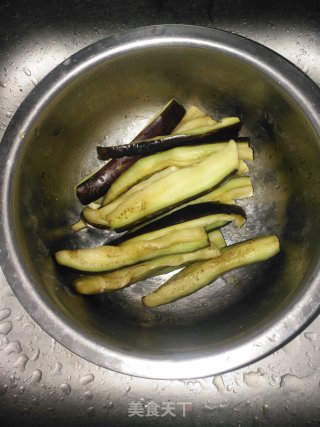 鱼香肉末茄子煲步骤3