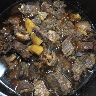 萝卜红烧牛腩步骤6