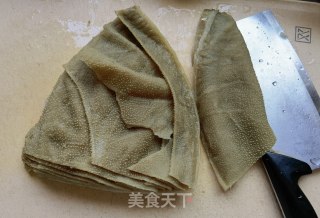 韭菜炒毛肚步骤1