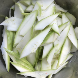 小炒葫芦片步骤1