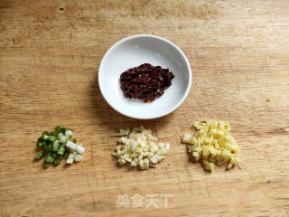 酱香红烧鱼块步骤3